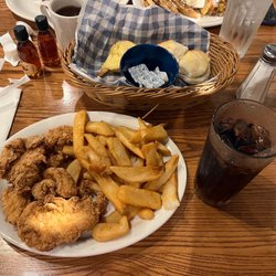Cracker Barrel Old Country Store