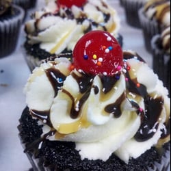 Cupcake People - Hot Fudge Sundae