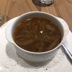 Cafeholic - A light French onion-style soup