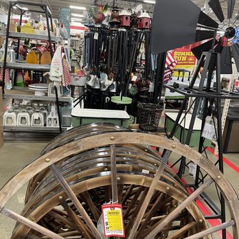 Tractor Supply - Farming Equipment Near Me - Youngsville, North Carolina