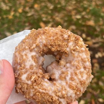 Beacon Doughnuts - cinnamon coffee cake - Donuts Near Me - Chicago, Illinois Beacon Doughnuts - cinnamon coffee cake - Donuts Near Me - Chicago, Illinois