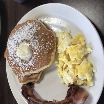Rodeo Cafe - Senior meal which is perfect and price - Breakfast & Brunch Near Me - Rialto, California Rodeo Cafe - Senior meal which is perfect and price - Breakfast & Brunch Near Me - Rialto, California