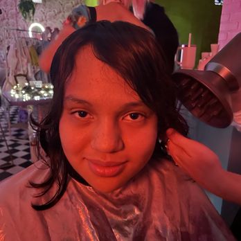 The Flamingo Lounge - The master stylist framed my daughters face and she looks adorable - Hair Salons Near Me - Los Angeles, California The Flamingo Lounge - The master stylist framed my daughters face and she looks adorable - Hair Salons Near Me - Los Angeles, California