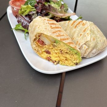 Comoncy - Comoncy Breakfast Burrito - Cafes Near Me - Los Angeles, California Comoncy - Comoncy Breakfast Burrito - Cafes Near Me - Los Angeles, California
