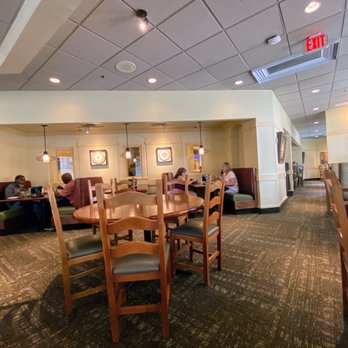 Olive Garden Italian Restaurant - Indoor dining with tables at least 6 feet apart - Italian Near Me - Williamsburg, Virginia