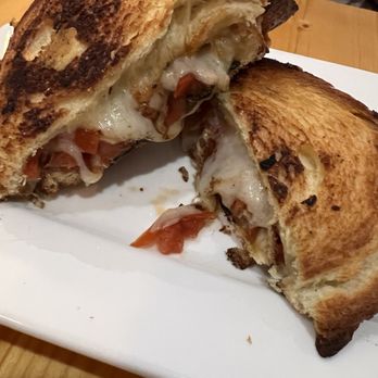 Coda Rouge - Grilled cheese - Breakfast & Brunch Near Me - Harrisburg, Pennsylvania