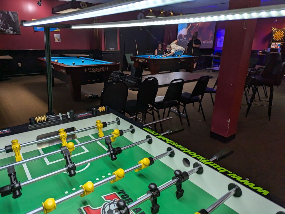 Diamond Billiards Bar & Grill