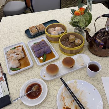 HL Peninsula - Dim Sum Near Me - Castro Valley, California HL Peninsula - Dim Sum Near Me - Castro Valley, California