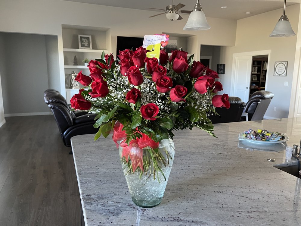 JUST ROSES FLOWERS AND MORE Updated September 2024 66 Photos 1835 W Court St, Pasco