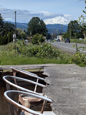 Twin Peaks Drive In by null