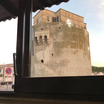 L'oasi - La torre visibile dalla veranda - Pizza Near Me - Torre Grande, Oregon L'oasi - La torre visibile dalla veranda - Pizza Near Me - Torre Grande, Oregon