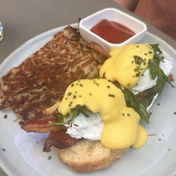 Cheeky's - Eggs Benedict - Breakfast & Brunch Near Me - Palm Springs, California