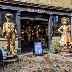 Hans and Gretel UK - Entrance to Hans & Gretel Camden Market