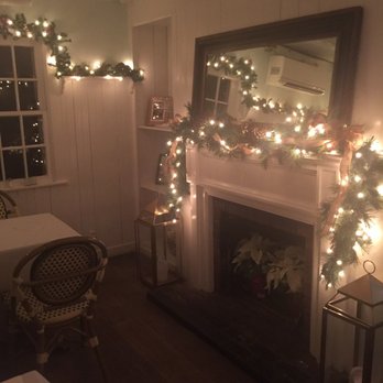 Farm Country Kitchen - Charming restaurant in a little country house filled with fairy lights, candles, flowers & beautifully presented, fresh delicious food. - American Near Me - Riverhead, New York