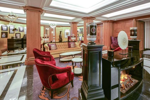 Maison Astor Paris, Curio Collection by Hilton by null
