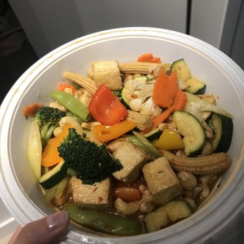 Thai-Isaan - Cashew Delight - Thai Near Me - Tsawwassen, British Columbia