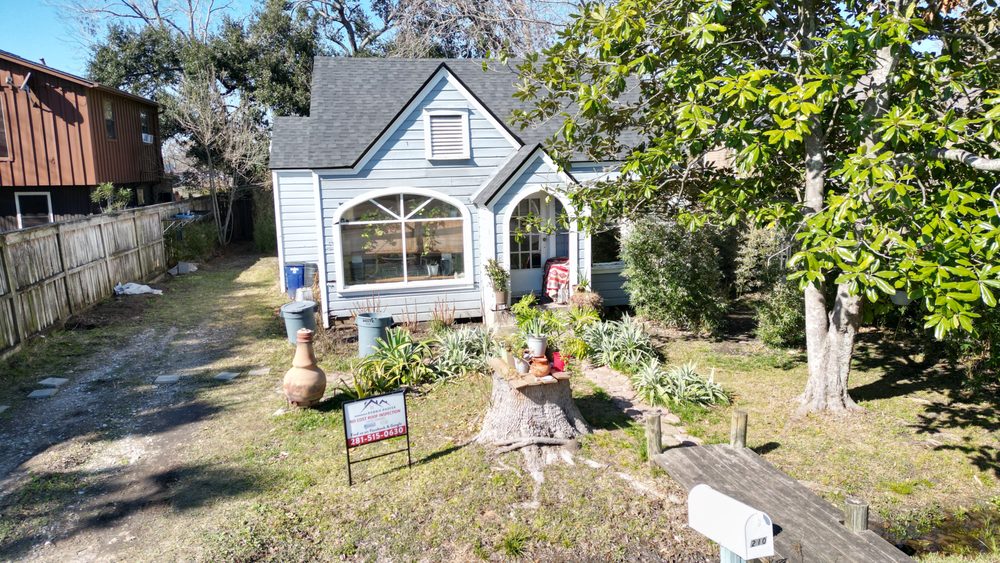 Slide of Ronnie Roofer