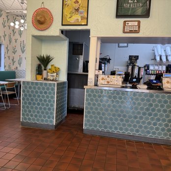 Taco Box - Counter - Mexican Near Me - Portales, New Mexico