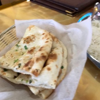 Tandoori Hut - Garlic Naan - Indian Near Me - Houston, Texas Tandoori Hut - Garlic Naan - Indian Near Me - Houston, Texas