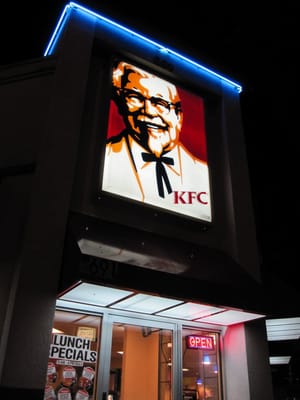 Taco Bell / KFC by null
