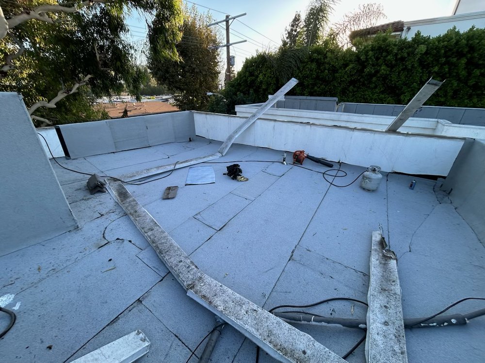 Slide of Apex Contracting