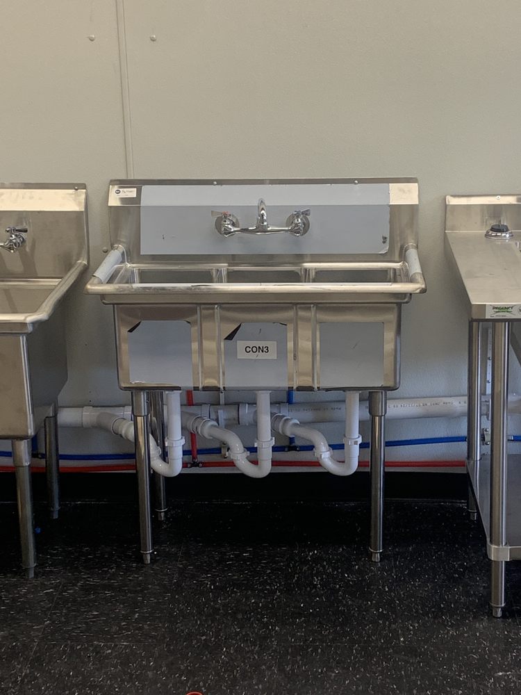 Slide of Pinnacle Plumbing