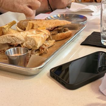 A La Varita - Pork sandwich with prosciutto - Puerto Rican Near Me - Doral, Florida