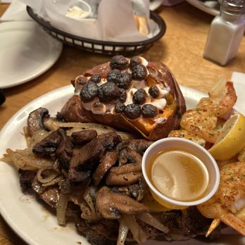 Texas Roadhouse - Ribeye* 12oz & Grilled Shrimp - Barbeque Near Me - Warsaw, Indiana Texas Roadhouse - Ribeye* 12oz & Grilled Shrimp - Barbeque Near Me - Warsaw, Indiana