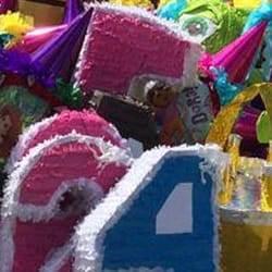 Dulceria Jasmine - Big selection of pinatas for all occasions.