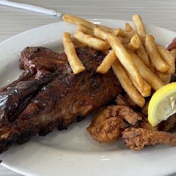 Damons Grill - Shrimp & BBQ Ribs* - Seafood Near Me - Myrtle Beach, South Carolina