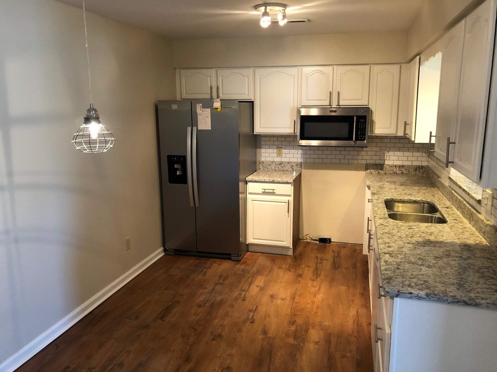 PAINTERS KNOXVILLE Updated September 2024 5727 Clinton Hwy