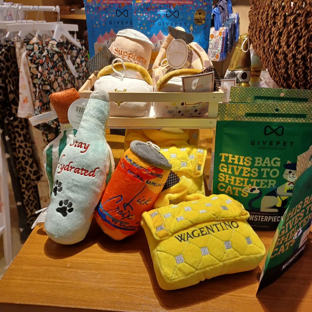 Extras - Gift Shops Near Me - Brooks, California