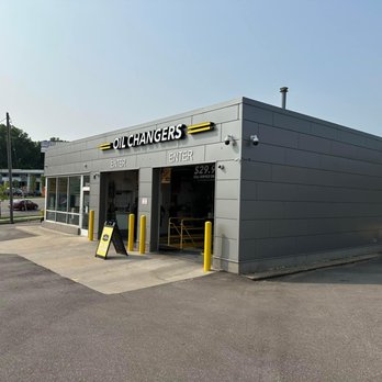 Oil Changers - Oil Change Stations Near Me - Grand Rapids, Michigan Oil Changers - Oil Change Stations Near Me - Grand Rapids, Michigan