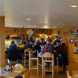 Samuelson's Creek Pub & Grill - Samuelson bar. Nice ,quite with a wide selection of beer and liquor!