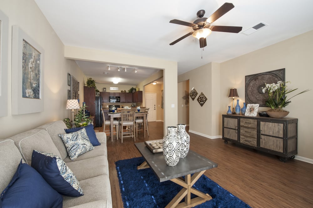 ADVENIR AT GRAND PARKWAY WEST Updated June 2024 5555 Long Prairie