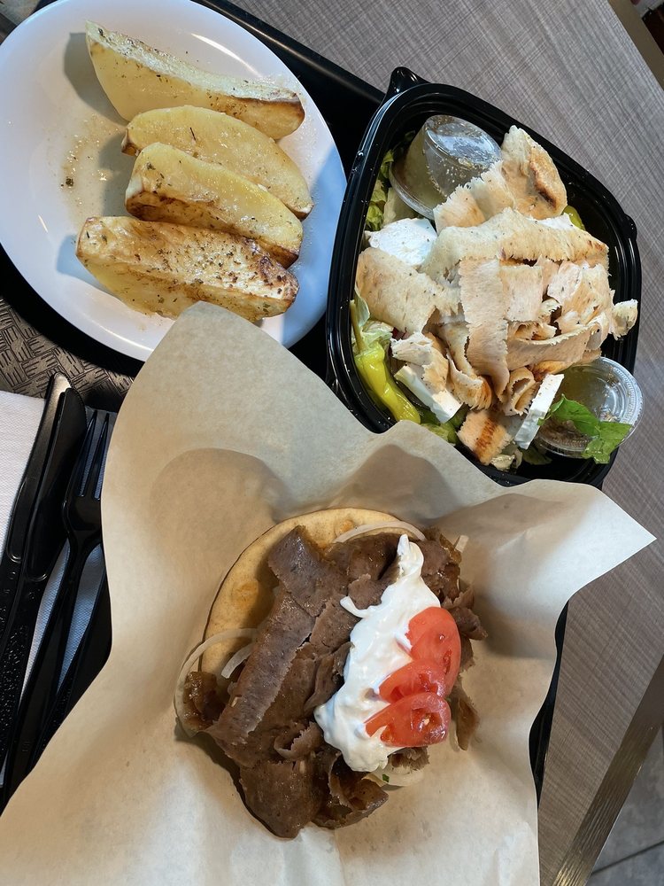 NICKY’S RED HOTS - 83 Photos & 242 Reviews - 335 E Ogden Ave ...