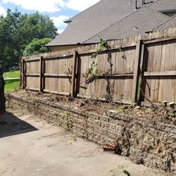 Tulsa J's Junk Removal - Customer said, they would take care of the vines.