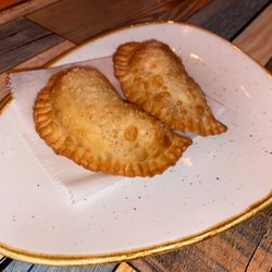 La Cañita Bayside - Empanadas