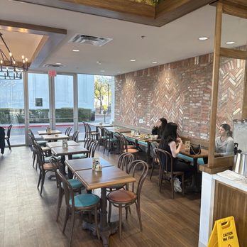 Urth Caffe - Coffee & Tea Near Me - Henderson, Nevada