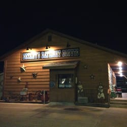 Bryant's Daylight Donuts - Early mornin' donut shop!