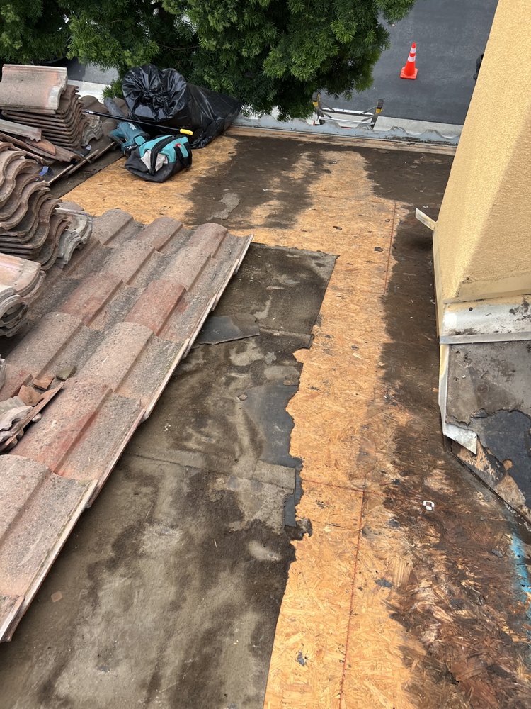 Slide of Integrity Roofing Services