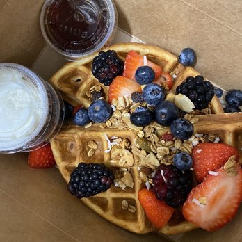 Parakeet Cafe - La Jolla - Belgian Waffles - Coffee & Tea Near Me - La Jolla, California
