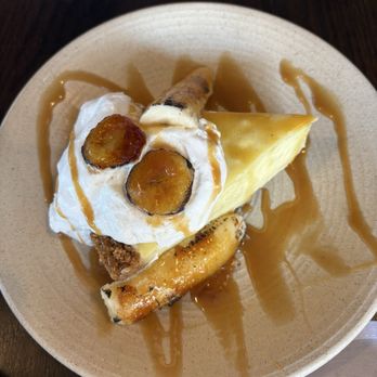 Iron Horse Tavern - Banana Cream Pie - New American Near Me - Folsom, California