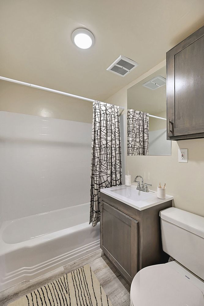 FONTHILL APARTMENTS Updated September 2024 17 Photos 504 Fonthill