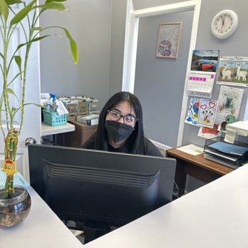 A & A Chiropractic - Employees are all friendly and ready to help all the patients. - Chiropractors Near Me - Palmdale, California