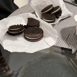 MrBeast Burger - When did Chocolate Chip Cookie turn into Oreos?