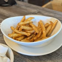 Berry Fresh Cafe - Side of Fries