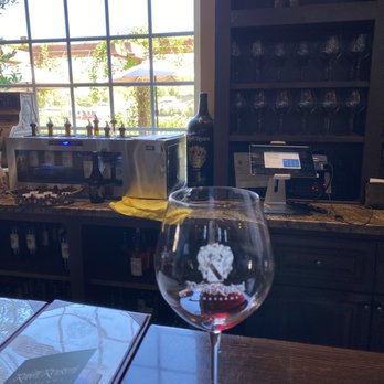 Robert Renzoni Vineyards - Wineries Near Me - Temecula, California