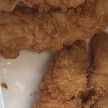 Hardee's - a basket of fried chicken and fries - Fast Food Near Me - Louisville, Kentucky