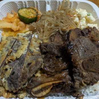 2 Moms Kitchen - Kalbi & meat jun combo - Korean Near Me - Wahiawa, Hawaii